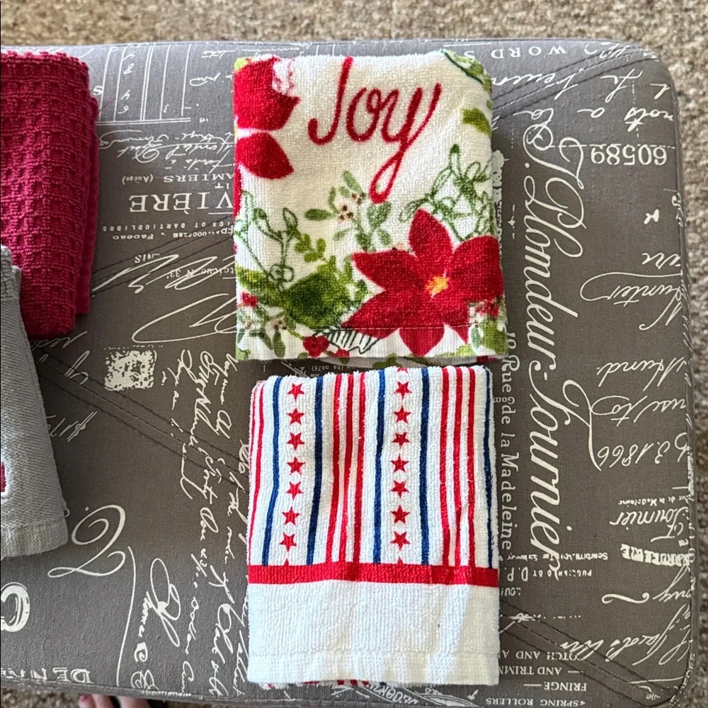 Holiday themed kitchen towels